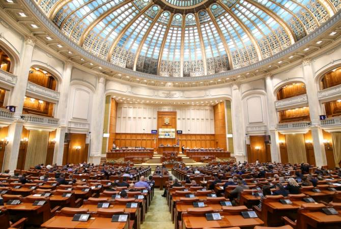 Romanya Parlamentosu’nda Milletvekiller Ermeni Soykırımı’nın tanınması gerektiğini vurguladı