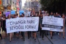 Türkler “Sivas'ta Alevi, Lice'de Kürt, Hrant'la Ermeni'yiz” pankartları ile Gezi kurbanlarına anma töreni düzenledi