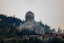 9 Mayıs’a doğru Azerbaycan’ın işgali altında bulunan Şuşi’de Ermeni kilisesinin kubbesi kaldırıldı