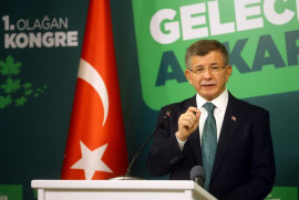 Главу МИД Турции назвали «министром колонии»: неудачная шутка о вакцинировании