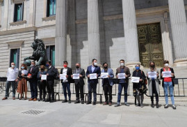 İspanyalı milletvekiliker, Ermeni esirlerin serbest bırkılmasını talep etti (foto)