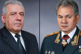Ermenistan ve Rusya Savunma Bakanları sınır gerginliğini ele aldı