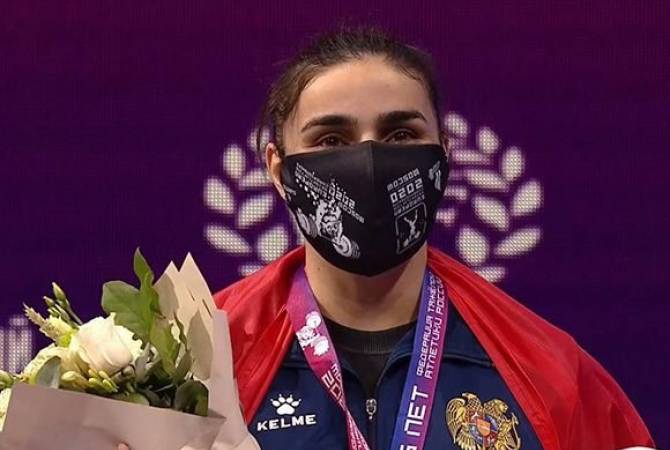 Türk rakibini yenen Ermeni kadın halterci dünya şampiyonu oldu