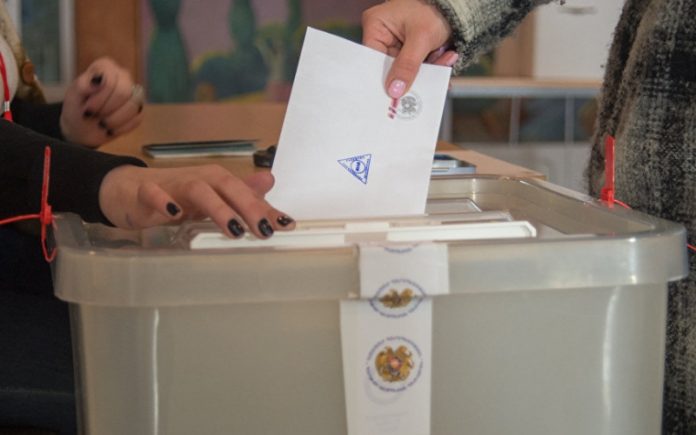 Ermenistan’da seçim kampanyasına start verildi