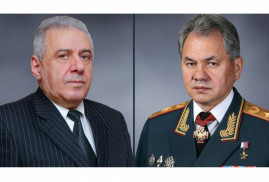 Ermenistan ve Rusya Savınma Bakanları bir telefon görüşmesi yaptı