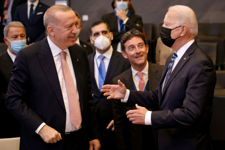 Байден и Эрдоган договорились об обеспечении безопасности аэропорта в Кабуле