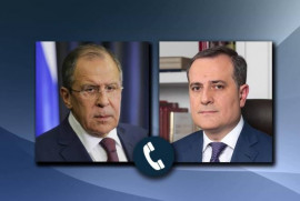 Rusya ve Azerbyacan Dışişler Bakanları telefonda görüştü