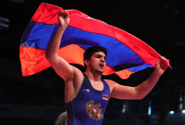 Ermeni güreşçi, Azerbaycanlı rakibini yenerek Avrupa Şampiyonu oldu (Video)