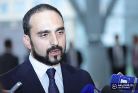 Avinyan: "Müzakere masasında ilk önce Azerbaycan birliklerinin Ermenistan'dan çıkarılması ele alınmalı"