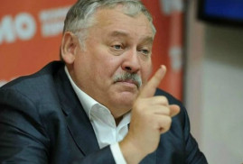 Rus milletvekiili: "Aliyev, Nakhicevan'ın tarihi Ermenistan toprağı olduğunu unutmamalı"