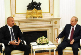 Путин обсудил с Алиевым карабахское урегулирование