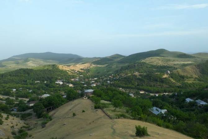 Azerbaycan Silahlı Kuvvetleri Karabağ'dan bir sivil vatandaşı esir aldı