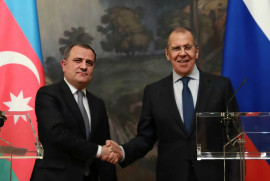 Rusya Dışişleri Bakanı Lavrov, Azerbaycanlı mevkidaşı Bayramov ile Ermenistan sınırını görüştü