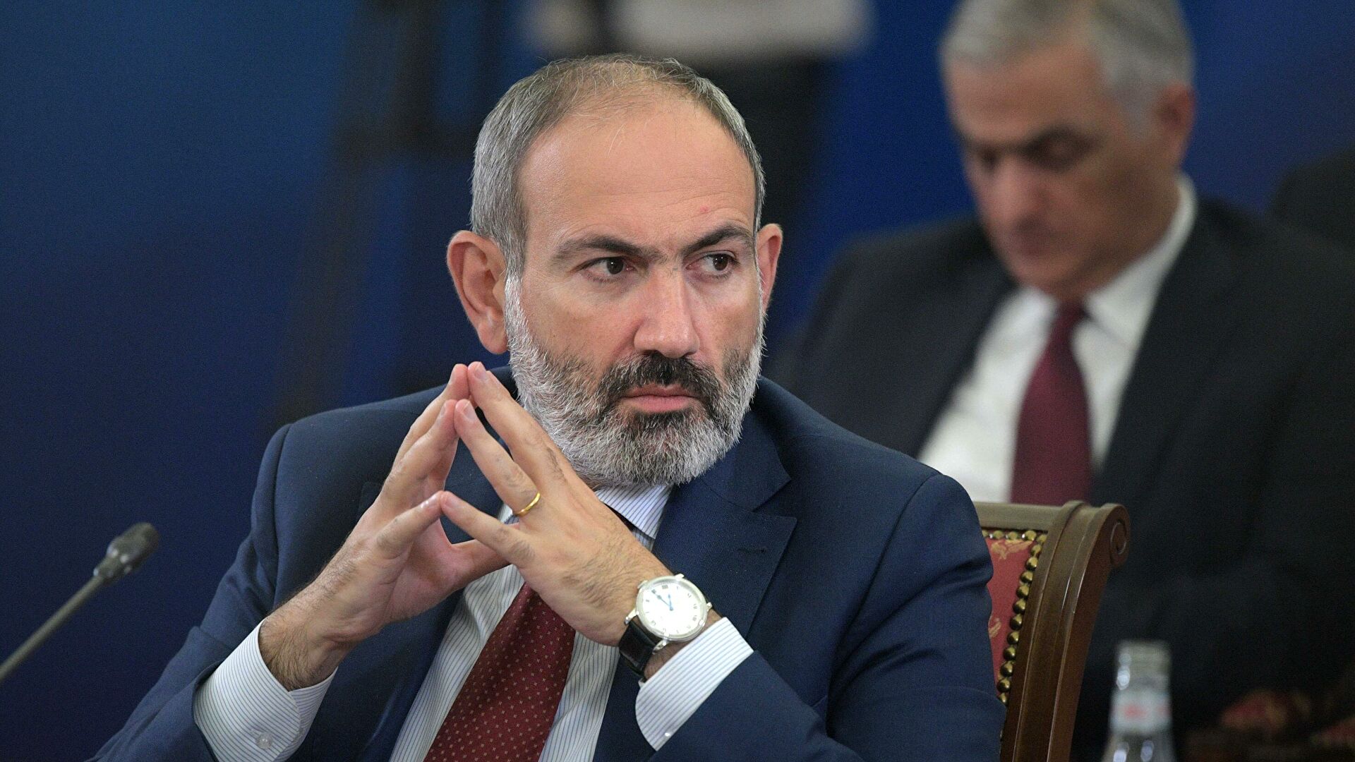 Пашинян: Армения готова возобновить переговоры с Азербайджаном