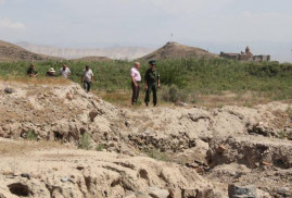 Rusya'nın Ermenistan Büyükelçisi Yeraskh bölgesinin sınır kontrol noktalarını ziyaret etti