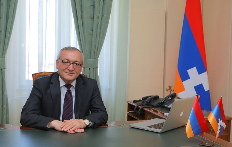 Tovmasyan: Artsakh için kabul edilebilir tek seçenek, Minsk Grubu'nun himayesinde müzakerelerin yeniden başlamasıdır