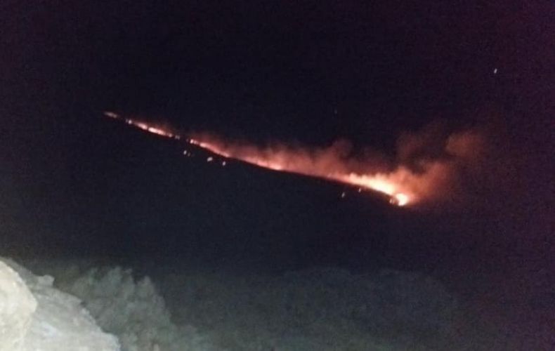 Azerbaycan askerleri Ermenistan’ın Sotk ve Kut köylerinin yakınındaki arazilerde kasten yangın çıkardılar