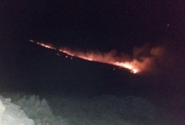 Azerbaycan askerleri Ermenistan’ın Sotk ve Kut köylerinin yakınındaki arazilerde kasten yangın çıkardılar