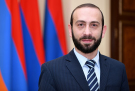Ermenistan Dışişleri Bakanı Moskova'da Rus mevkidaşı ve KGAÖ Genel Sekreteri ile görüşecek