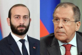 Ararat Mirzoyan, Sergey Lavrov'u Ermenistan'a davet etti