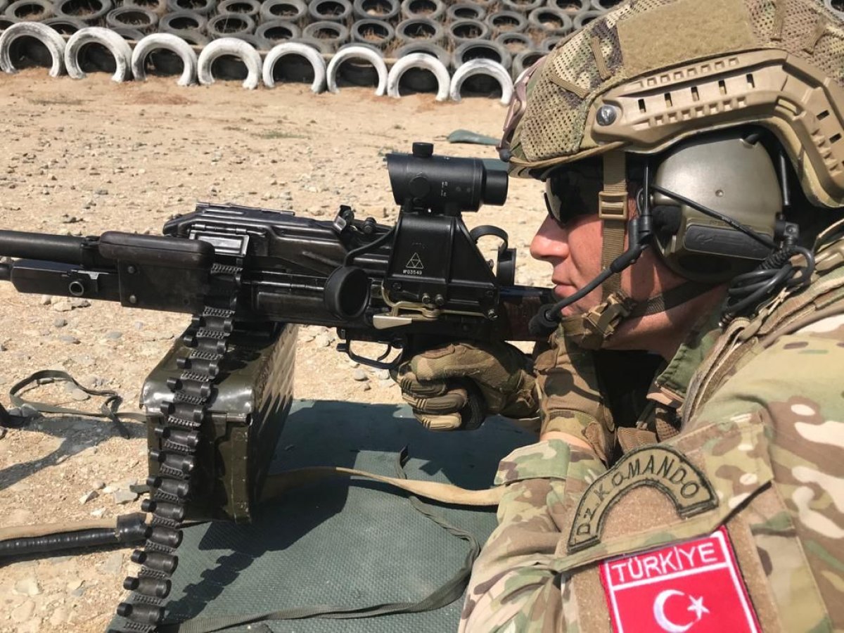 Армии Турции и Азербайджана продолжают совместные военные учения в Баку