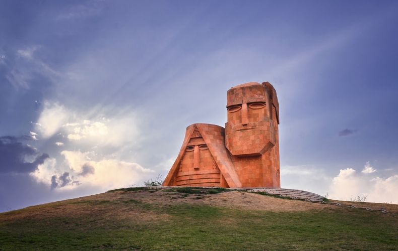 Karabağ'a yönelik saldırı dinler arası bir çatışma olarak tanımlanamaz, teröristler herhangi bir dine mensup değildir