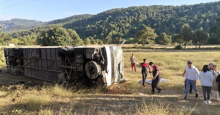 Թուրքիայում զբոսաշրջիկներ տեղափոխող ավտոբուսը վթարի է ենթարկվել