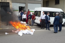 Թուրքիայում առգարվվել ու այրվել են «Քուրդիստան» գրությամբ գլխարկները