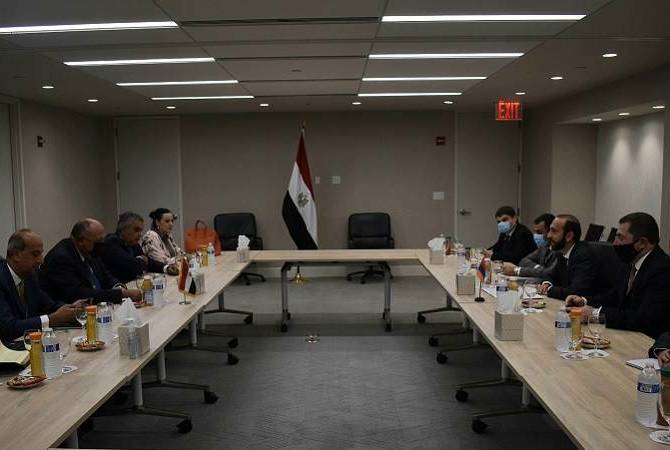Ermenistan ve Mısır Dışişleri Bakanları iki ülke arasındaki siyasi diyaloğu derinleştirmek için adımlar atıyor