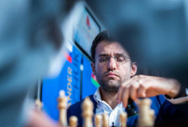 Levon Aronyan, ‘Şampiyonlar Satranç Turu Finallerinin’ ikinci turunu kazandı