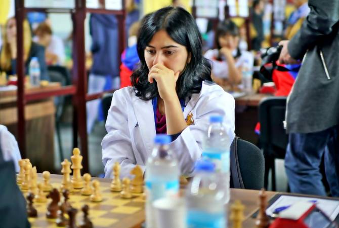 Ermenistan kadın satranç takımı İspanya'yı mağlup etti