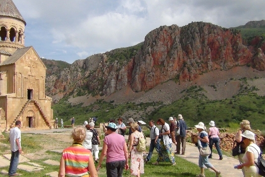 Ermenistan 6 ayda yarım milyon turist ağırladı