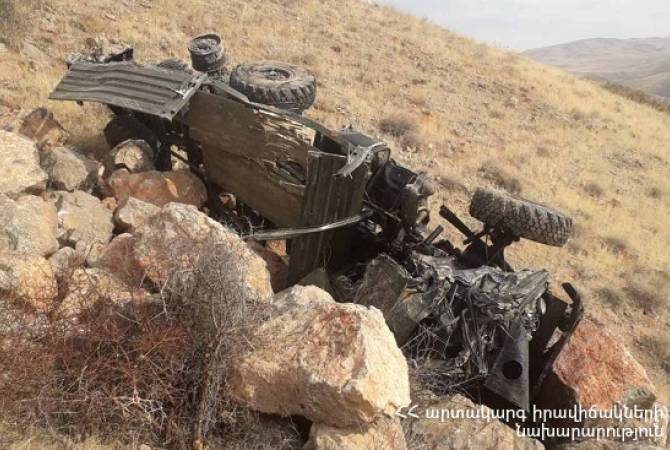 Ararat’ta Rusya Silahlı Kuvvetleri’ne bağlı araç uçuruma düştü