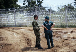 Минобороны Болгарии перебросило 350 военнослужащих и 40 единиц техники к турецкой границе
