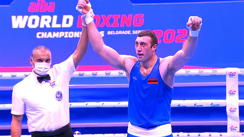Ermeni boksör, Azerbaycan rakibini mağlup ederek finale yükseldi (Video)