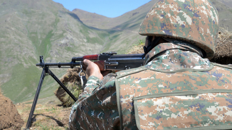 Ermenistan Savunma Bakanlığı devlet sınırının doğu cephesinde yaşanan gerginlikle ilgili açıklamada bulundu