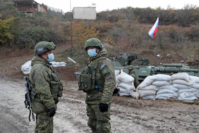 Karabağ Cumhuriyeti vatandaşı Rus barış gücü birliklerini tarafından Artsakh kolluk kuvvetlerine teslim edildi (Video)