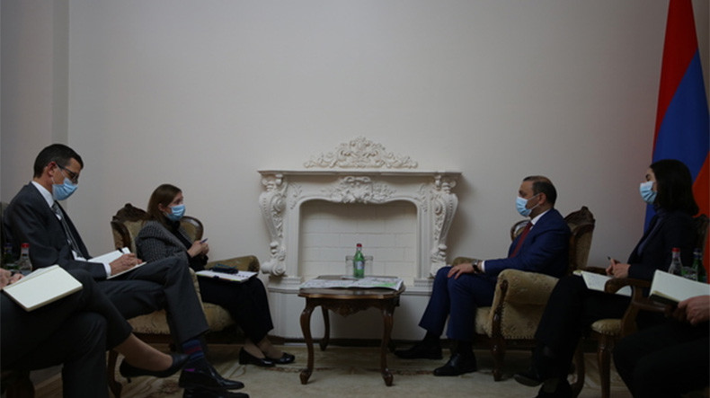 Ermenistan MGK Sekreteri ABD’nin Yerevan Büyükelçisi ile bir araya geldi