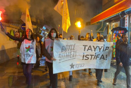 В Турции начались стихийные митинги с требованием отставки Эрдогана