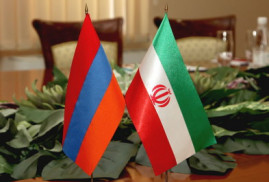 Ararat Mirzoyan, İran Dışişleri Bakanı'na Azerbaycan'ın Ermenistan’ın egemenliğine karşı saldırganlığı hakkında bilgi verdi