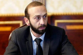 Ermenistan Dışişleri Bakanı İsrailli mevkidaşıyla telefon görüşmesi yaptı