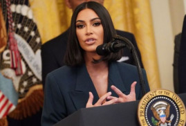 Kim Kardashian, avukatlık için gereken ilk sınavı geçti