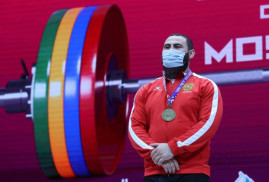 Ermeni Halterci Simon Martirosyan, Dünya Şampiyonası'nda üçüncü oldu