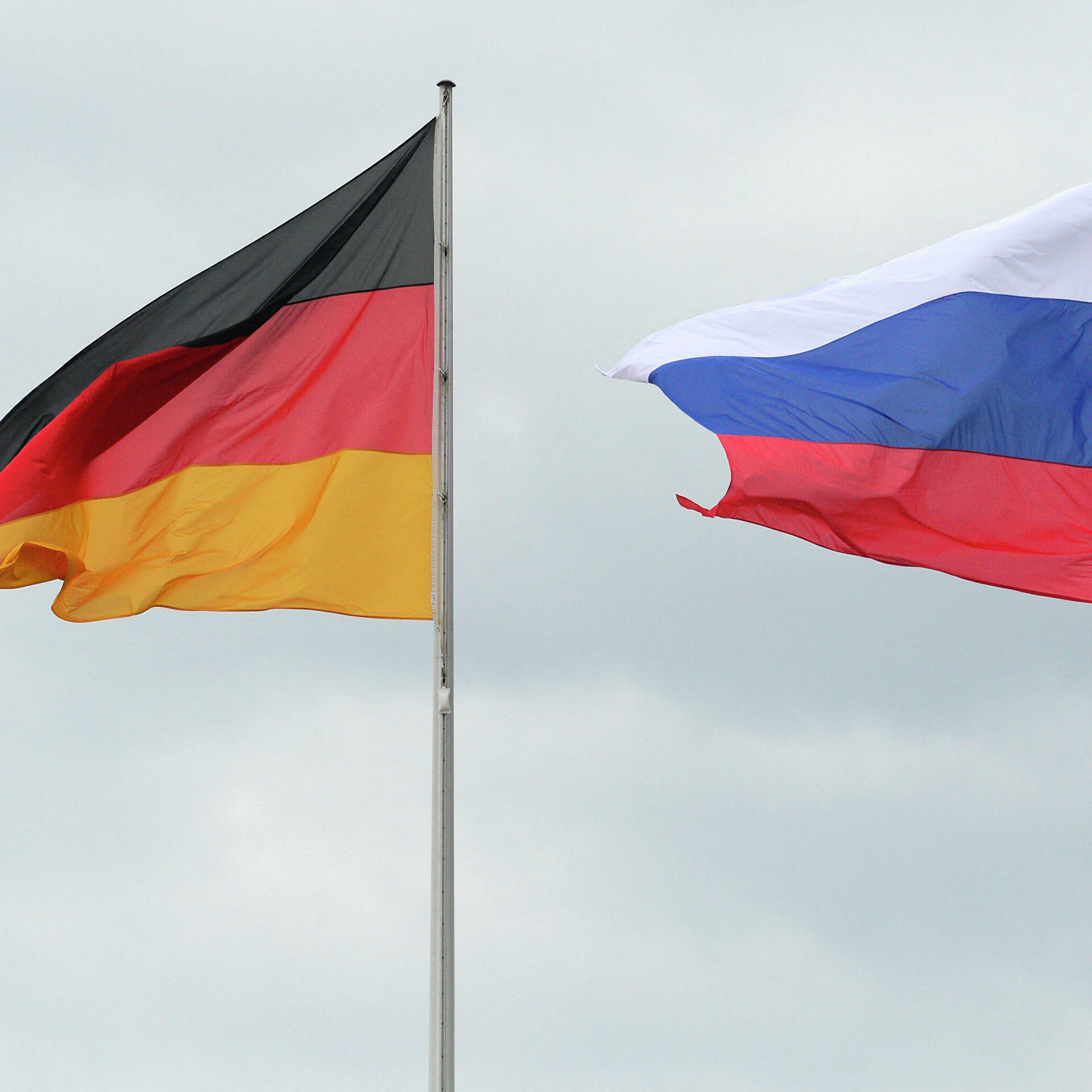 Rusya, 2 Alman diplomatı sınır dışı etmeye karar verdi
