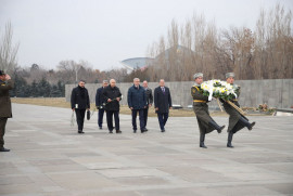 KGAÖ Genel Sekreteri Ermeni Soykırımı Anıtı'nı ziyaret etti