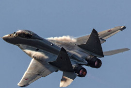 Rus savaş uçakları Ermenistan semalarında tatbikat yaptı