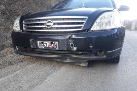 Azerbaycanlılar Stepanakert-Goris karayolu üzerinde Ermeni sürücünün arabasına taş attı