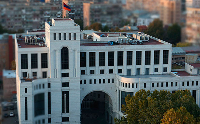 Çavuşoğlu, Ermenistan Dışişleri Bakanı'nı Antalya'ya davet etti