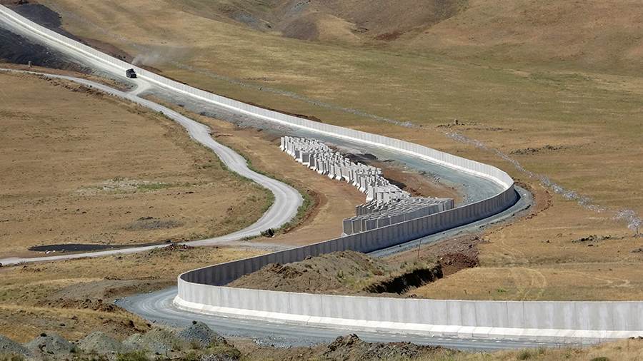 Քուրթ. «Թուրքիան սահմանային պատը քրդերի դեմ է կառուցում»