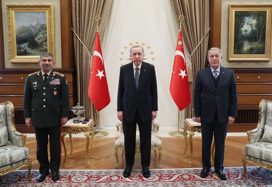 Ադրբեջանի պաշտպանության նախարարը Թուրքիայում է